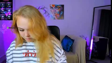 Snapshot of jaklin_meow chatting on 09.17.25 Jakline online show from 09.17.25