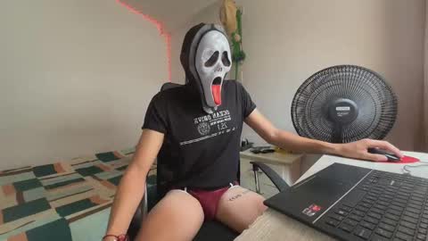 Snapshot of jakob_hb chatting on 10.31.25 JaKob HB online show from 10.31.25