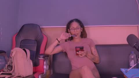 Snapshot of jamaicanbabex chatting on 12.23.24 jamaicanbabex online show from 12.23.24