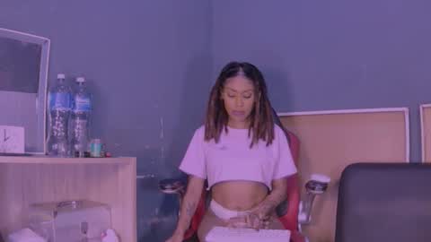 Snapshot of jamaicanbabex chatting on 01.20.25 jamaicanbabex online show from 01.20.25