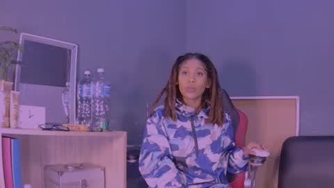 Snapshot of jamaicanbabex chatting on 01.22.25 jamaicanbabex online show from 01.22.25