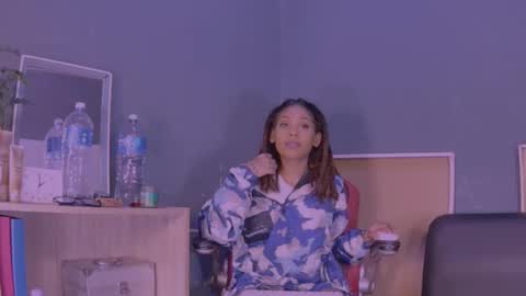 Snapshot of jamaicanbabex chatting on 01.22.25 jamaicanbabex online show from 01.22.25