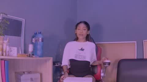 Snapshot of jamaicanbabex chatting on 01.25.25 jamaicanbabex online show from 01.25.25