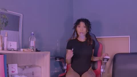 Snapshot of jamaicanbabex chatting on 01.30.25 jamaicanbabex online show from 01.30.25