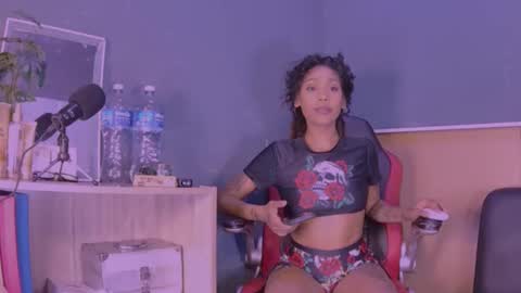 Snapshot of jamaicanbabex chatting on 02.05.25 jamaicanbabex online show from 02.05.25