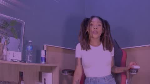 Snapshot of jamaicanbabex chatting on 03.05.25 jamaicanbabex online show from 03.05.25