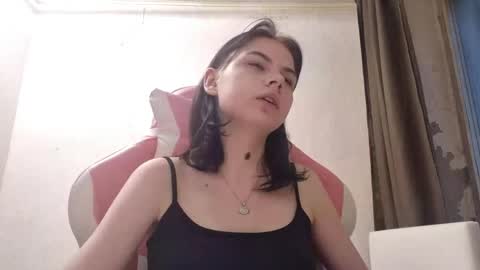 Snapshot of jamawoosley chatting on 05.26.26 Mila online show from 05.26.26