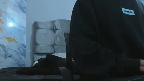 james_adamss_ online show from 02.26.26