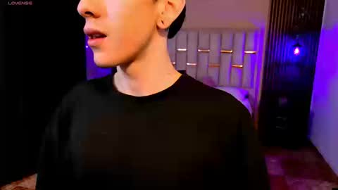 james_adamss_ online show from 03.18.26