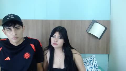 JAMES Y TATIANA online show from 10.25.25