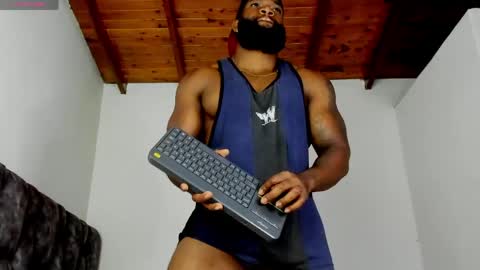Snapshot of james_bbcmuscle chatting on 04.23.26 James BBC online show from 04.23.26