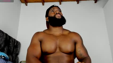 Snapshot of james_bbcmuscle chatting on 05.19.26 James BBC online show from 05.19.26