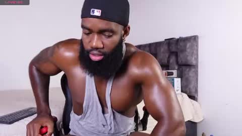 Snapshot of james_bbcmuscle chatting on 07.09.26 James BBC online show from 07.09.26