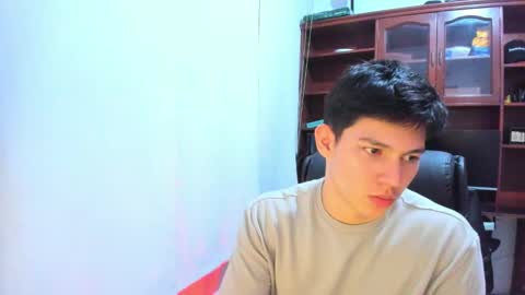 Snapshot of james_cr chatting on 02.05.25 james_cr online show from 02.05.25