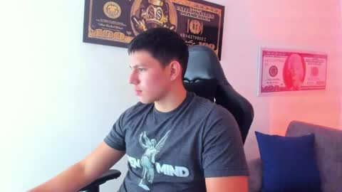 Snapshot of james_cr chatting on 03.03.25 james_cr online show from 03.03.25