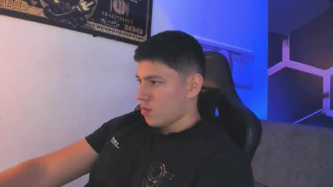 Snapshot of james_cr chatting on 09.16.25 james_cr online show from 09.16.25