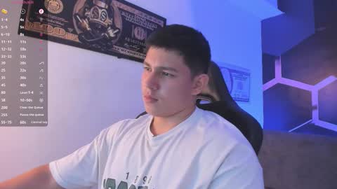 Snapshot of james_cr chatting on 09.23.25 james_cr online show from 09.23.25