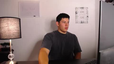 Snapshot of james_cr chatting on 10.11.25 james_cr online show from 10.11.25