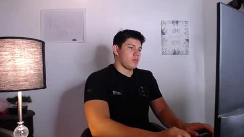 Snapshot of james_cr chatting on 10.14.25 james_cr online show from 10.14.25