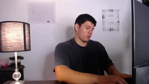 Snapshot of james_cr chatting on 10.15.25 james_cr online show from 10.15.25