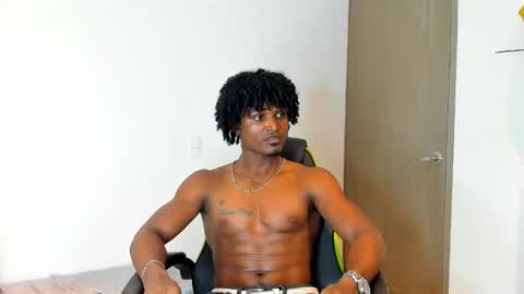 Snapshot of james_makony_1 chatting on 02.13.25 james_makony_1 online show from 02.13.25