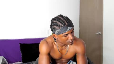 Snapshot of james_makony_1 chatting on 02.28.25 james_makony_1 online show from 02.28.25