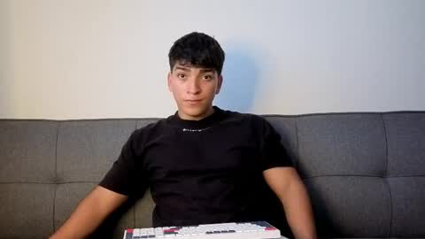 Snapshot of james_silva1 chatting on 04.19.26 james_silva1 online show from 04.19.26