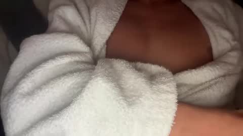 Snapshot of jamesdean0101 chatting on 12.17.25 jamesdean0101 online show from 12.17.25