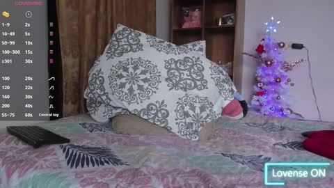 Snapshot of jamesdekker chatting on 11.27.25 jamesdekker online show from 11.27.25