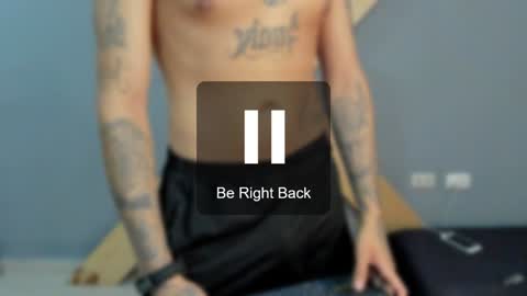 Snapshot of jamesinked_ chatting on 12.11.24 Jamesinked  online show from 12.11.24