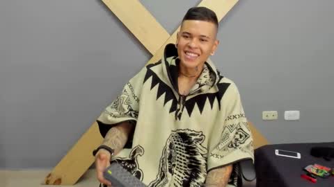 Snapshot of jamesinked_ chatting on 12.19.24 Jamesinked  online show from 12.19.24