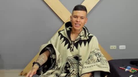 Snapshot of jamesinked_ chatting on 12.19.24 Jamesinked  online show from 12.19.24