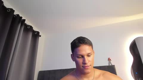 Snapshot of jamesowenn chatting on 06.14.26 James Owenn online show from 06.14.26