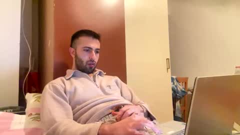 Snapshot of jamessandt chatting on 02.11.25 jamessandt online show from 02.11.25