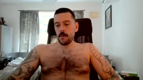 Snapshot of jamesuk420 chatting on 07.26.26 jamesuk420 online show from 07.26.26