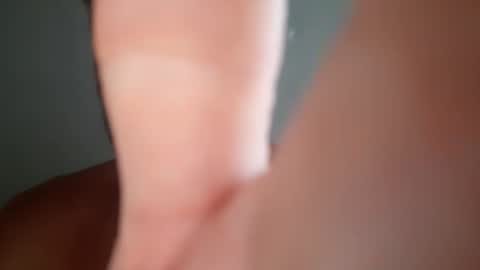 Snapshot of jamie198307 chatting on 10.12.25 jamie198307 online show from 10.12.25