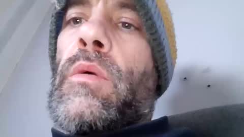 Snapshot of jamie198307 chatting on 12.19.25 jamie198307 online show from 12.19.25