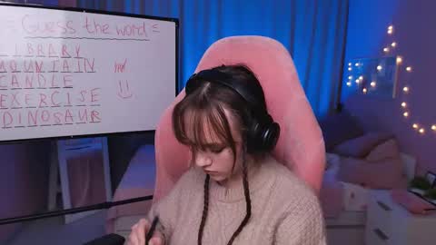 Snapshot of jamie_chung chatting on 02.20.26 jamie_chung online show from 02.20.26