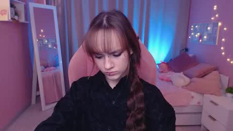 jamie_chung online show from 02.25.26