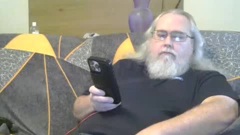 Snapshot of jamielove1975 chatting on 04.17.26 jamielove1975 online show from 04.17.26
