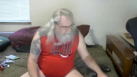 Snapshot of jamielove1975 chatting on 04.26.26 jamielove1975 online show from 04.26.26