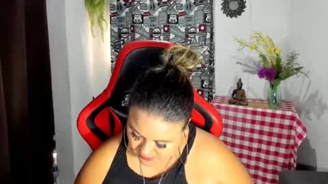 jan_milkhot online show from 12.06.24