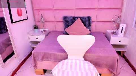 Janah Myers online show from 01.09.26