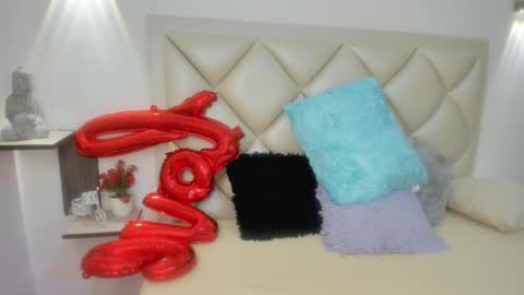 JANE CLOUDS online show from 02.15.25