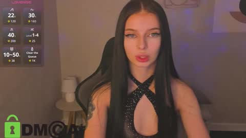 Eva online show from 11.15.25