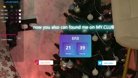 Snapshot of jane_meys chatting on 01.04.25 your kitty JANE roawww online show from 01.04.25