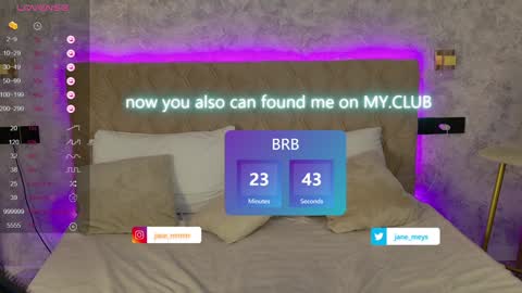 Snapshot of jane_meys chatting on 01.19.25 your kitty JANE roawww online show from 01.19.25