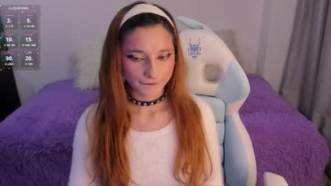 Snapshot of janee_lane chatting on 12.05.25 Jane online show from 12.05.25