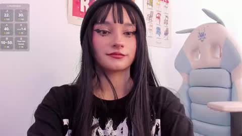 Snapshot of janee_lane chatting on 12.20.25 Jane online show from 12.20.25