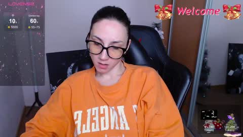 Snapshot of janeroger chatting on 12.26.24 Jane Roger online show from 12.26.24